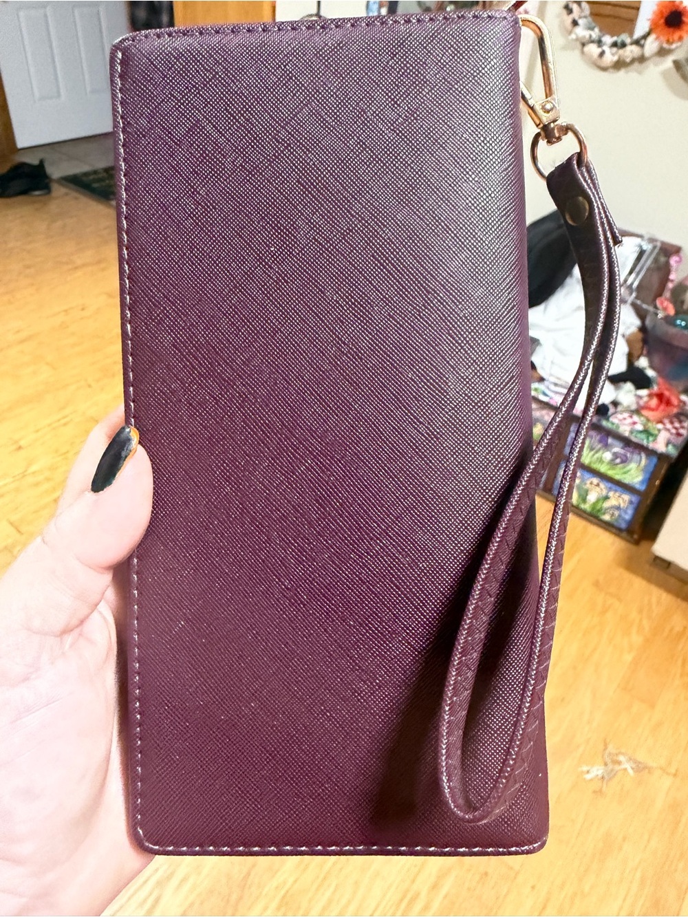 Women's Wristlet Wallet - Plum